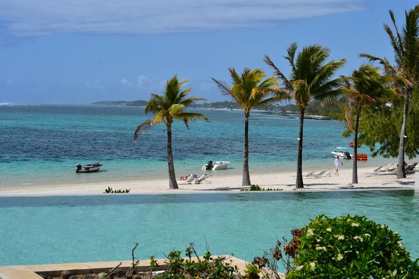 Which UK cities offer the most unique rental experiences for tourists?